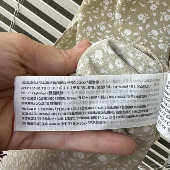 Abercrombie & Fitch Slip Dress M Green Floral Midi Smocked Dainty Slit M Cottage - Picture 12 of 14